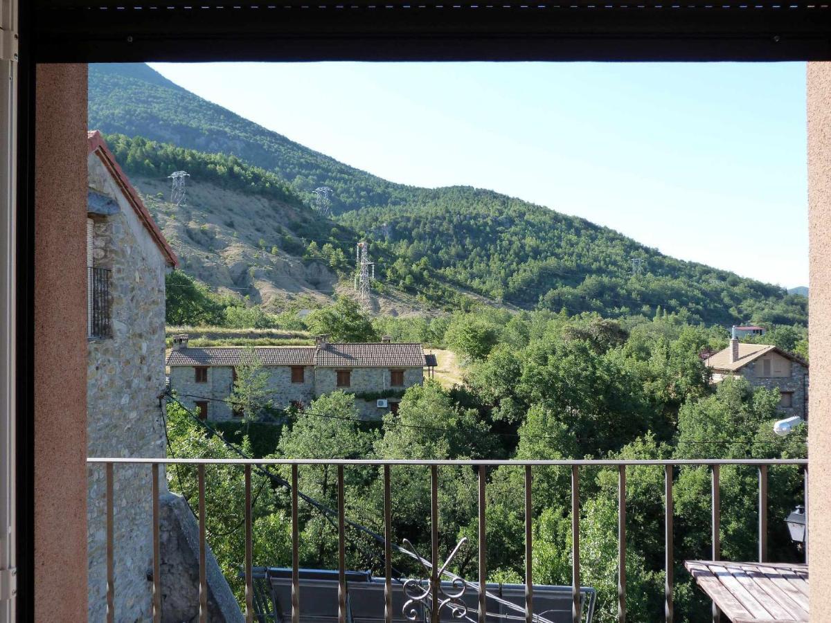 Apartamentos Puerta De Ordesa Laspuña Kültér fotó