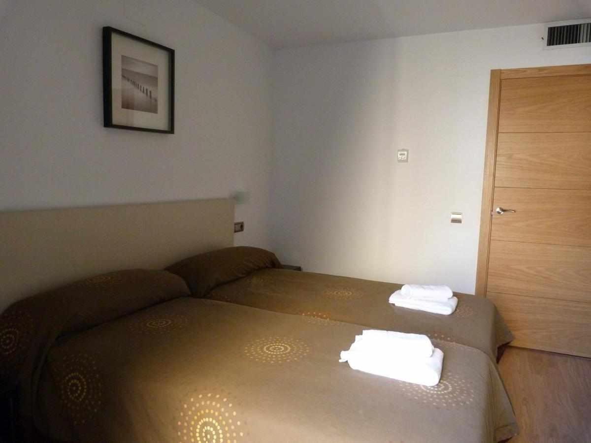 Apartamentos Puerta De Ordesa Laspuña Kültér fotó