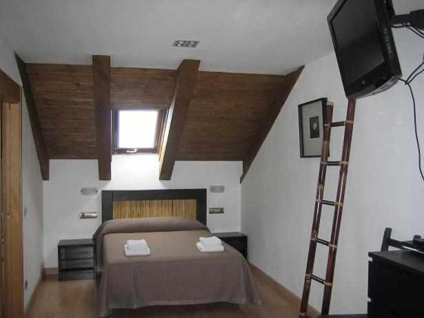 Apartamentos Puerta De Ordesa Laspuña Kültér fotó